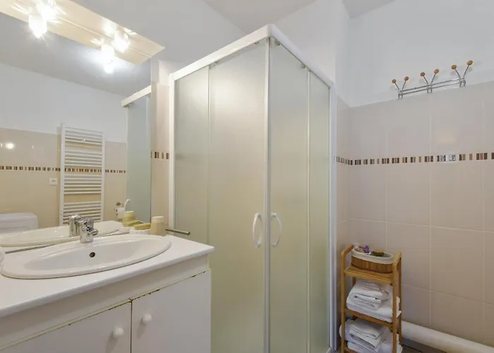 D'une Avec Vue Sur La Balcon Amenage Et Wifi A Appartement *